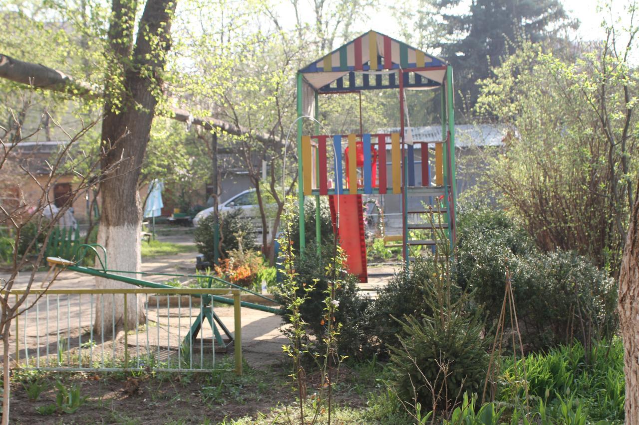 Old Tiraspol Hostel Extérieur photo