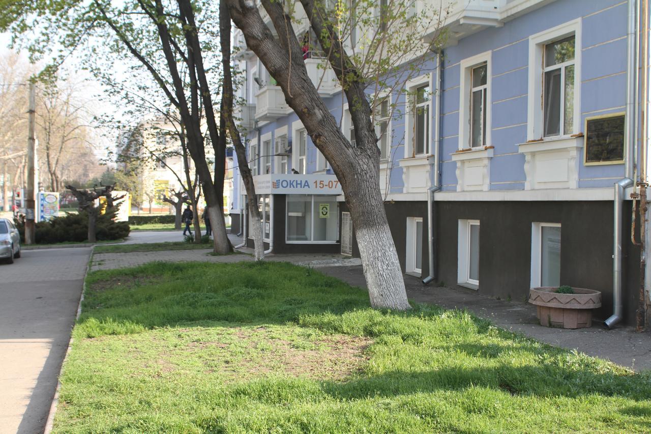 Old Tiraspol Hostel Extérieur photo