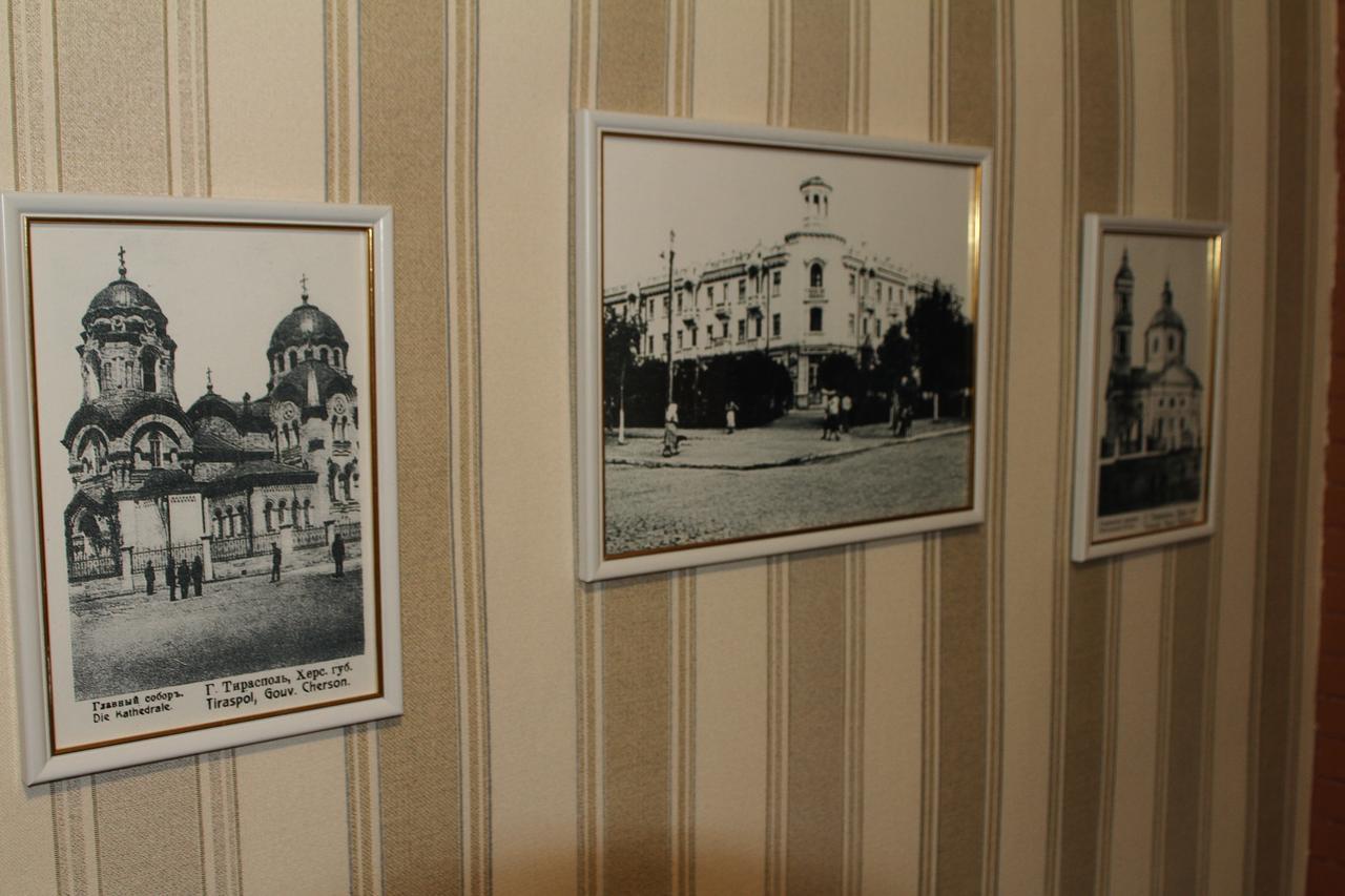 Old Tiraspol Hostel Extérieur photo